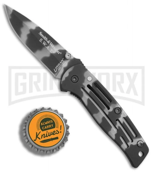 Smith & Wesson Camo Baby Frame Lock Manual Folding Knife - Urban Camo Plain -AKC Knife Shop Smith Wesson Baby Urban urban camo camo BHQ 75358 er bottlecap large