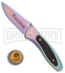 Smith & Wesson Rainbow Reflection Folding Knife - Spectrum Plain -AKC Knife Shop Smith Wesson Reflection rainbow spectrum BHQ 75354 er bottlecap large